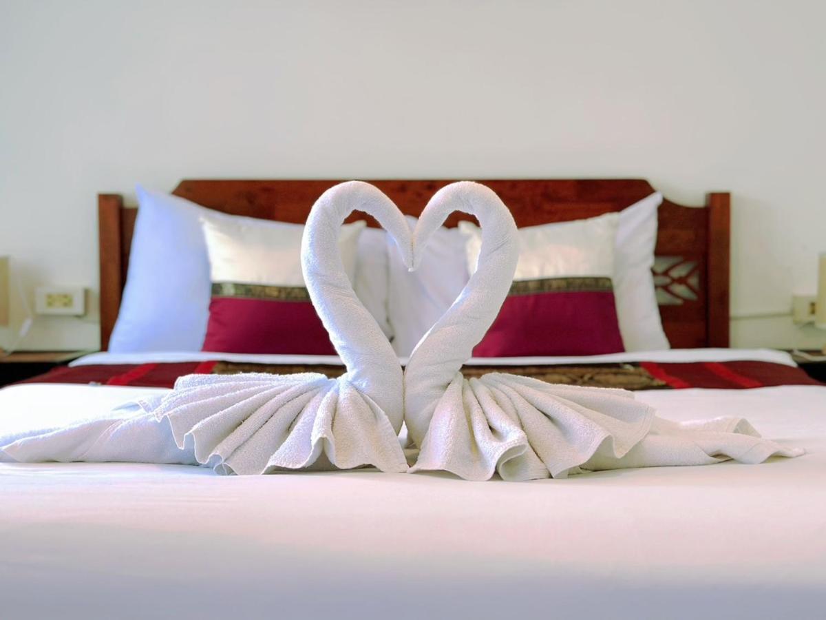 Hotel Baya Phuket Patong Екстер'єр фото
