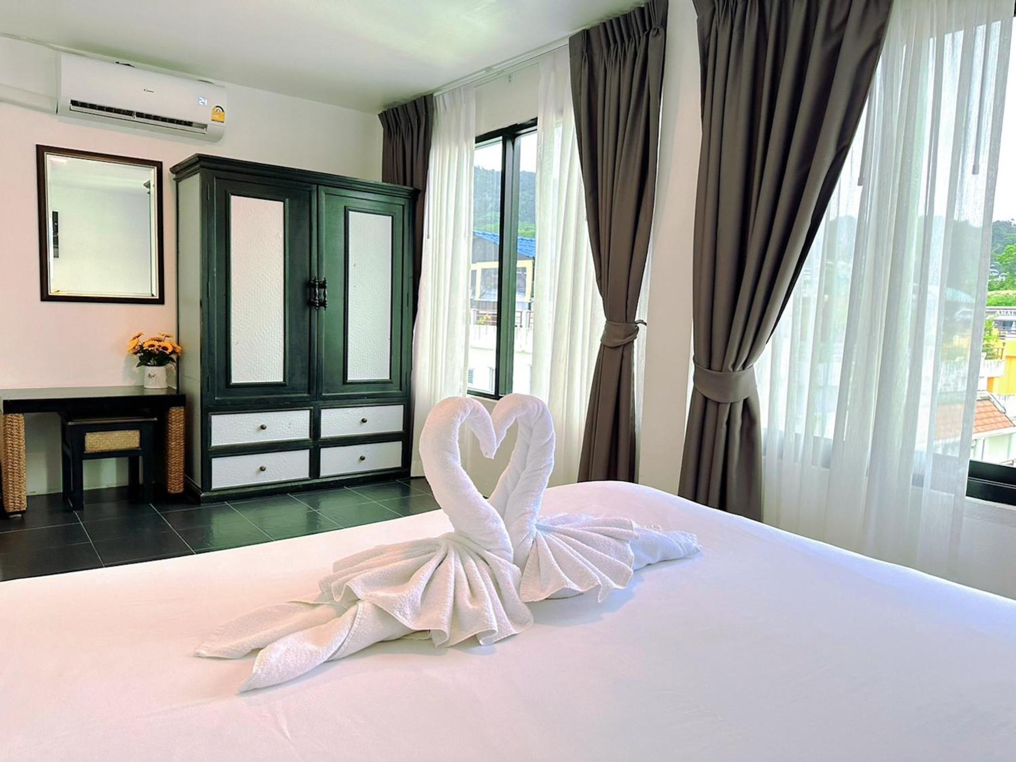 Hotel Baya Phuket Patong Номер фото