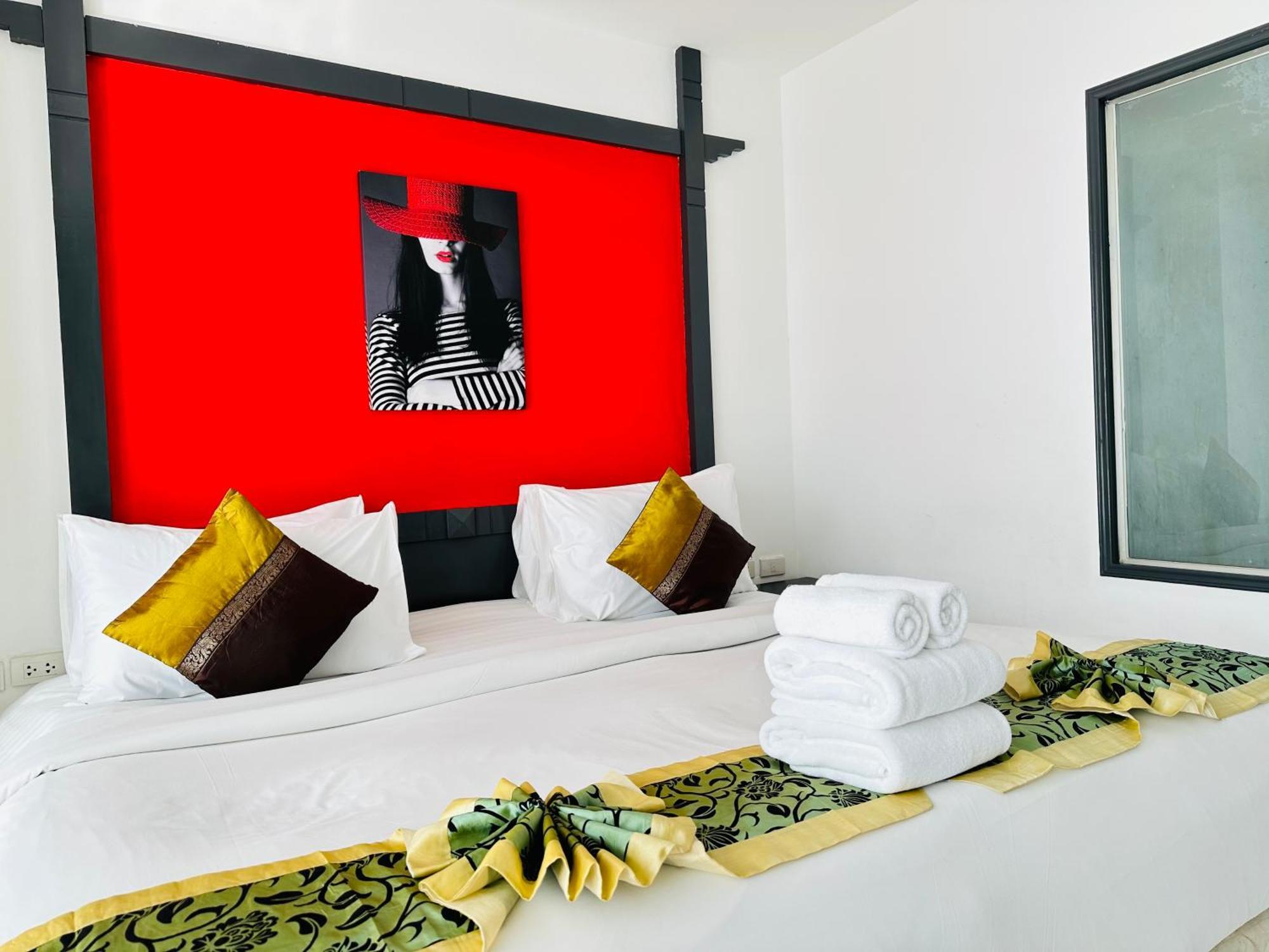 Hotel Baya Phuket Patong Екстер'єр фото